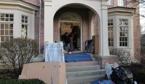 Packing boxes Bolingbrook