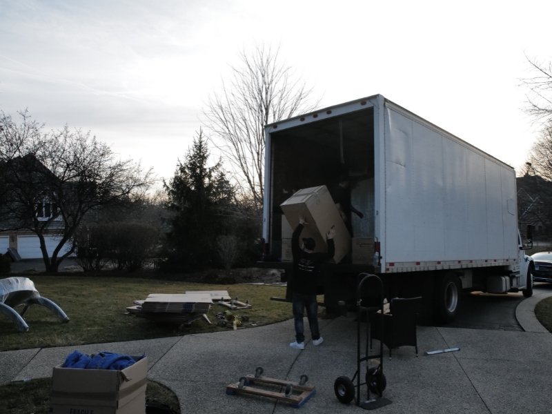 Truck near Orland Square