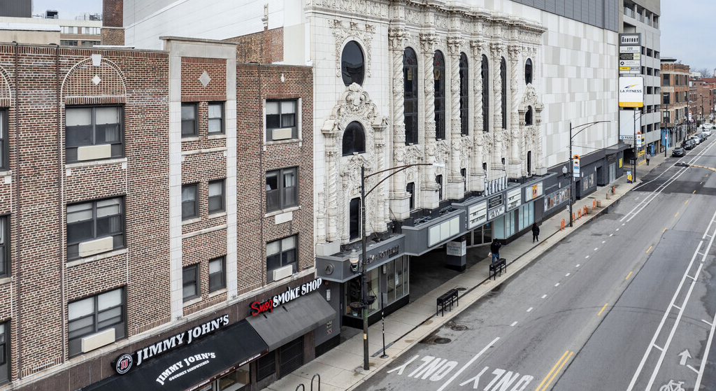 clark street in Andersonville